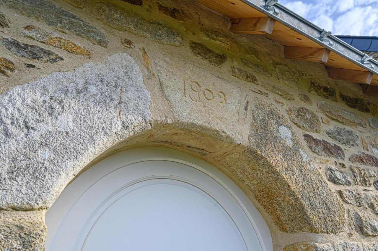 Ty-Joachim - Belle Longere Familiale Villa Surzur Buitenkant foto